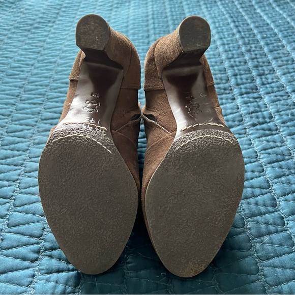 Tory Burch Milan Ankle Boot - Picture 5 of 5